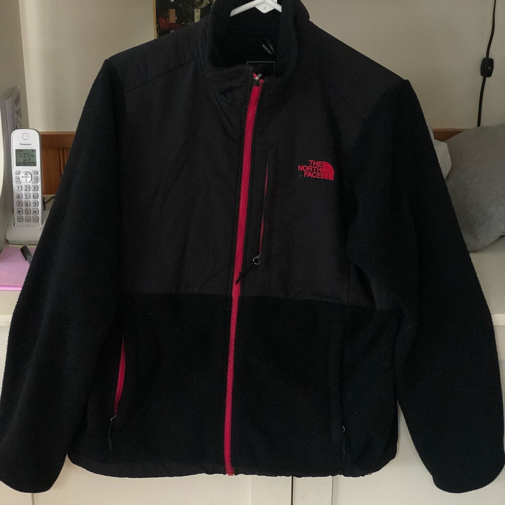 North face jacket! - Picture 2 of 3